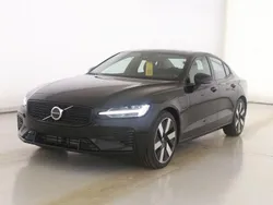 Schwarz Gebraucht 2024 Volvo S60 Ultimate Limousine | 42.840 € (Etwas zu teuer)