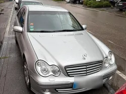 Mercedes C180