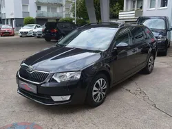 Schwarz Gebraucht 2017 Skoda Octavia Ambition Kombi | 9.800 € (Superpreis)
