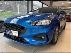 Blau Gebraucht 2019 Ford Focus ST-Line Limousine | 14.930 € (Fairer Preis)