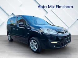 Schwarz Gebraucht 2016 Citroën Berlingo SELECTION Van / Kleinbus | 10.700 € (Fairer Preis)