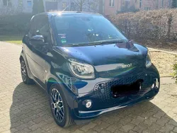 Blau Gebraucht 2022 Smart ForTwo Electric Drive Prime Cabrio | 18.000 € (Teuer)