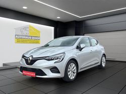 Silber Gebraucht 2022 Renault Clio V Intens Limousine | 18.999 € (Fairer Preis)