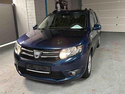 Blau cosmos Gebraucht 2016 Dacia Logan Limousine | 6.999 € (Fairer Preis)