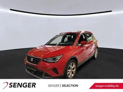 Rot Gebraucht 2023 Seat Arona FR SUV | 19.890 € (Fairer Preis)