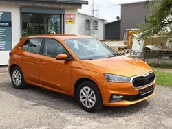 Orange Gebraucht 2023 Skoda Fabia Ambition Limousine | 16.690 € (Fairer Preis)