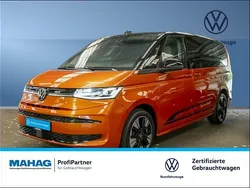 Orange Gebraucht 2024 VW Multivan Life Van / Kleinbus | 63.950 €