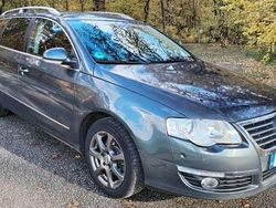 Islandgrau Gebraucht 2009 VW Passat Highline Kombi | 4.290 € (Fairer Preis)
