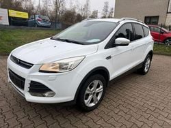 Weiß Gebraucht 2015 Ford Kuga SYNC Edition SUV | 10.499 € (Guter Preis)
