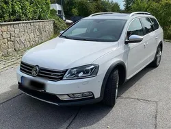 Weiß Gebraucht 2014 VW Passat Alltrack Kombi | 11.900 € (Fairer Preis)
