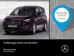 Rubellitrot Gebraucht 2025 Mercedes 180 Progressive Limousine | 37.990 €