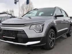 Grau Gebraucht 2025 Kia Niro Edition 7 SUV | 28.790 € (Superpreis)