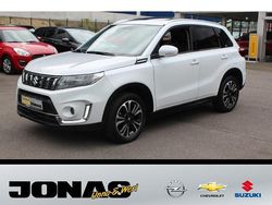 Weiss Gebraucht 2020 Suzuki Vitara Comfort+ SUV | 17.990 € (Fairer Preis)