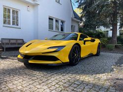 Gelb Gebraucht 2022 Ferrari SF90 Coupé | 379.000 €