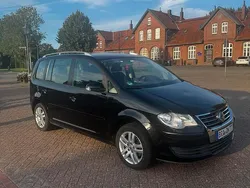 Schwarz Gebraucht 2007 VW Touran Van / Kleinbus | 2.900 €