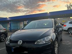 Schwarz Gebraucht 2014 VW Golf VII Limousine | 9.500 € (Fairer Preis)