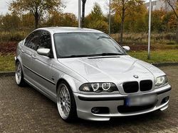 Silber Gebraucht 2001 BMW 320 Limousine | 6.000 €