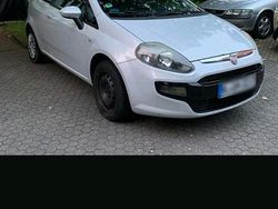 Weiß Gebraucht 2011 Fiat Punto Kleinwagen | 1.500 €