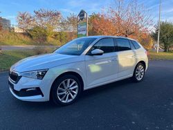 Weiß Gebraucht 2021 Skoda Scala Style Kleinwagen | 19.900 € (Fairer Preis)