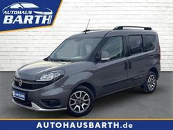 Colore esterno (grau (met)) Gebraucht 2022 Fiat Doblò Trekking Van / Kleinbus | 20.990 € (Teuer)