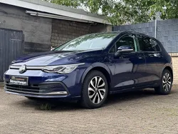 Blau Gebraucht 2022 VW Golf VIII Active Limousine | 19.530 € (Guter Preis)