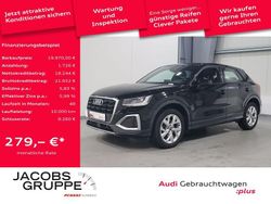 Brillantschwarz Gebraucht 2021 Audi Q2 Ambiente SUV | 19.970 € (Fairer Preis)