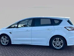 Weiß Gebraucht 2016 Ford S-MAX S Van / Kleinbus | 14.500 € (Teuer)