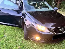 Schwarz Gebraucht 2011 Seat Ibiza Limousine | 2.600 € (Guter Preis)