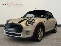 White silver metallic Gebraucht 2019 Mini Cooper D Kleinwagen | 12.970 € (Fairer Preis)