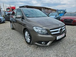 Grau Gebraucht 2012 Mercedes B180 Van / Kleinbus | 8.999 € (Fairer Preis)