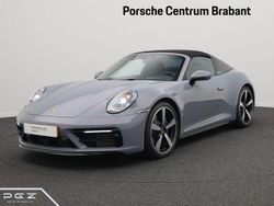 Grau Gebraucht 2024 Porsche 911 Targa 4 Cabrio | 147.902 € (Teuer)