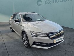 Grau Gebraucht 2022 Skoda Superb SportLine Kombi | 27.460 € (Fairer Preis)