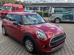 Rot Gebraucht 2016 Mini ONE Kleinwagen | 8.999 €
