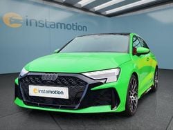 Grün Neu 2025 Audi RS3 Sportback Kleinwagen | 68.049 € (Guter Preis)