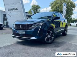 Blau Gebraucht 2023 Peugeot 3008 Allure SUV | 21.190 € (Superpreis)