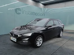 Schwarz Gebraucht 2021 Seat Leon Style Van / Kleinbus | 22.590 € (Fairer Preis)