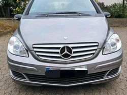 Grau Gebraucht 2006 Mercedes B170 Van / Kleinbus | 4.300 € (Etwas zu teuer)