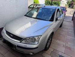 Grau Gebraucht 2002 Ford Mondeo Trend Limousine | 1.600 € (Guter Preis)