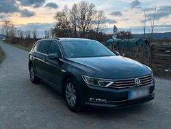Grau Gebraucht 2018 VW Passat Kombi | 12.500 € (Guter Preis)