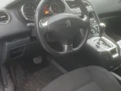 Schwarz Gebraucht 2014 Peugeot 5008 Allure Van / Kleinbus | 7.700 € (Fairer Preis)