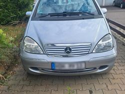 Silber Gebraucht 2002 Mercedes A160 Elegance Limousine | 550 € (Superpreis)