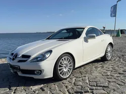 Weiß Gebraucht 2009 Mercedes SLK200 Cabrio | 8.500 € (Fairer Preis)