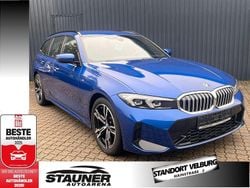 Blau Gebraucht 2024 BMW 318 M Sport Kombi | 34.400 € (Superpreis)