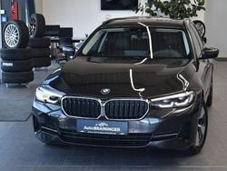 Grau Gebraucht 2022 BMW 520 Kombi | 33.500 € (Guter Preis)