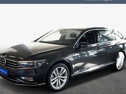 Grau Gebraucht 2023 VW Passat Elegance Kombi | 35.890 € (Teuer)