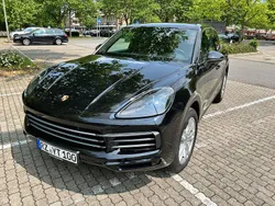 Schwarz Gebraucht 2019 Porsche Cayenne SUV | 58.500 €