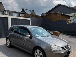 Grau Gebraucht 2008 VW Golf V United Limousine | 4.600 € (Teuer)