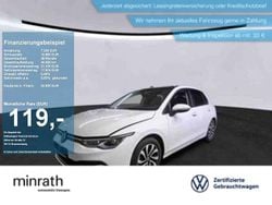 Weiß Gebraucht 2022 VW Golf VIII Active Limousine | 24.810 € (Fairer Preis)