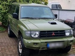 Grün Gebraucht 2003 Mitsubishi Pajero SUV | 6.500 €