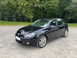 Schwarz Gebraucht 2011 VW Golf VI Style Limousine | 5.900 €